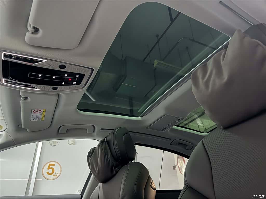Audi A8L, 2025 9