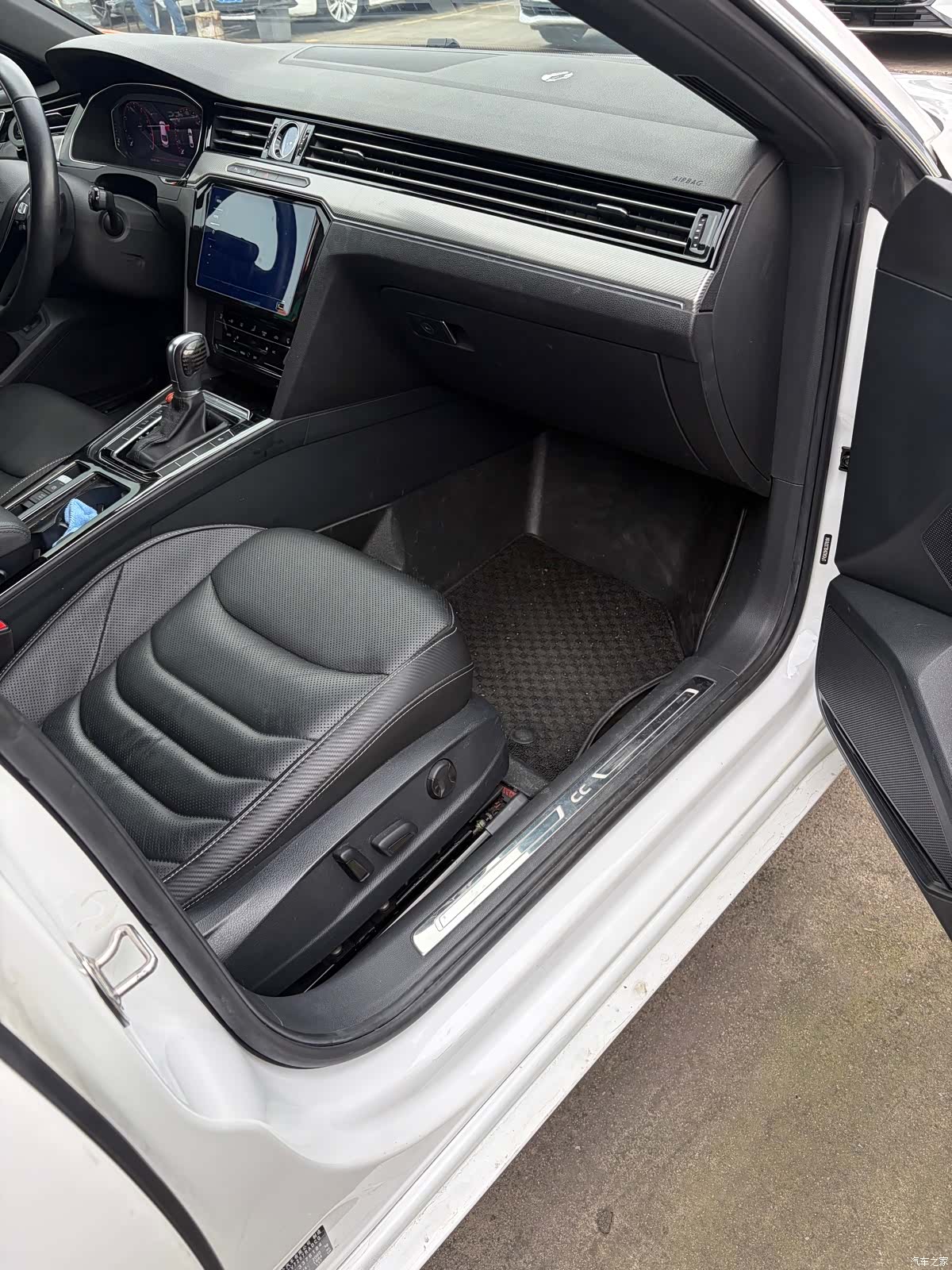 Volkswagen CC, 2020 12