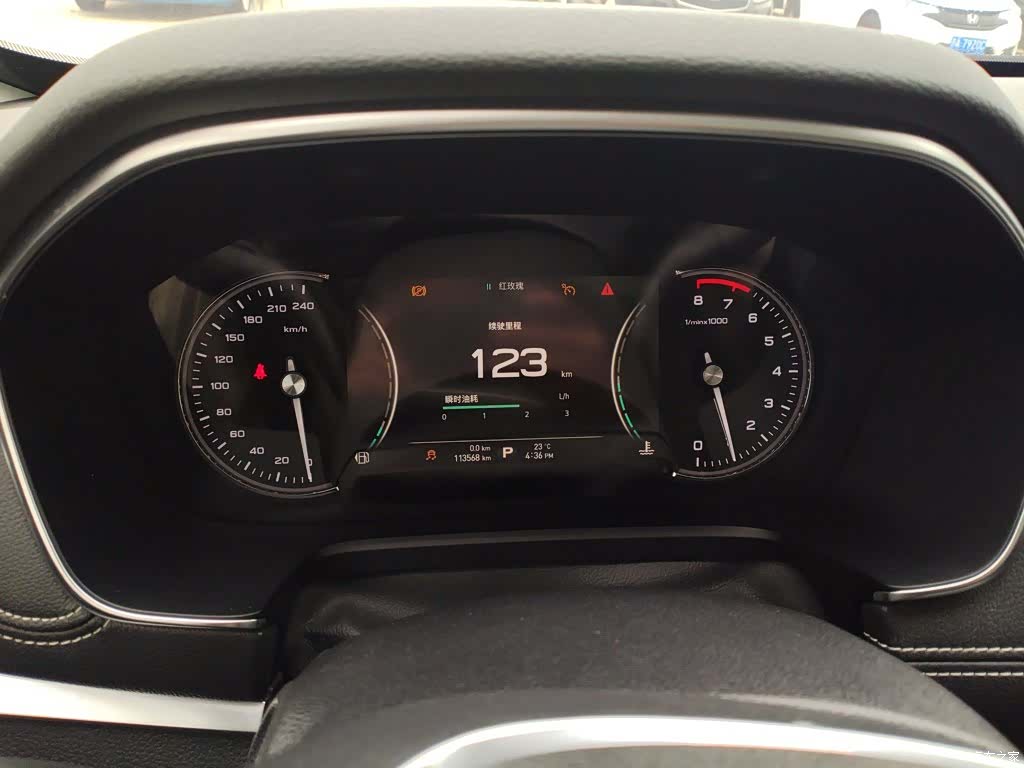 Roewe RX5, 2018 все фото