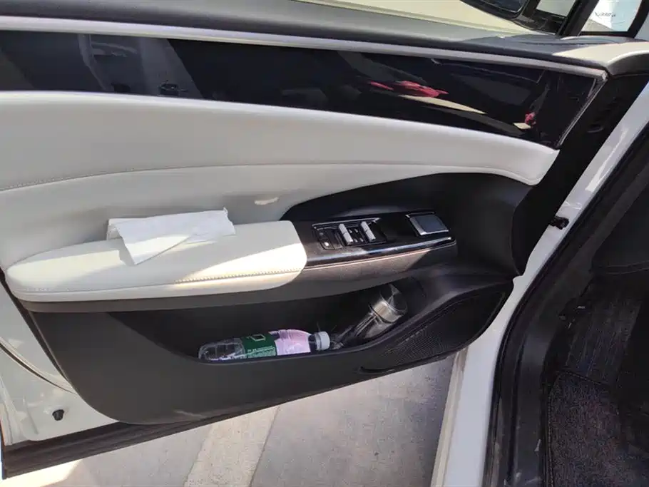 Geely Galaxy Galaxy L7