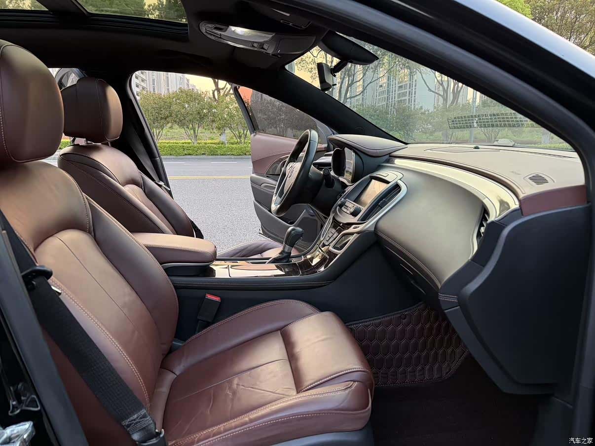 Buick LaCrosse, 2015 10