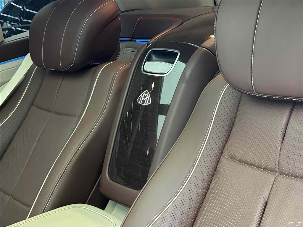 Maybach GLS, 2024 23