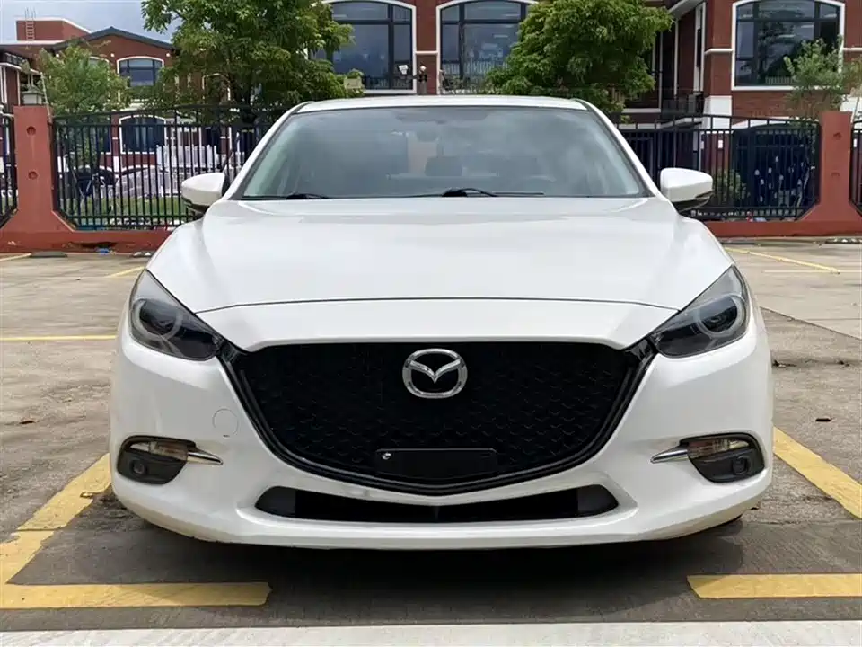 Mazda 3 Angkesaila