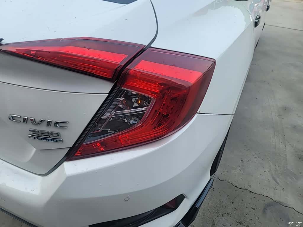 Honda Civic, 2018 8
