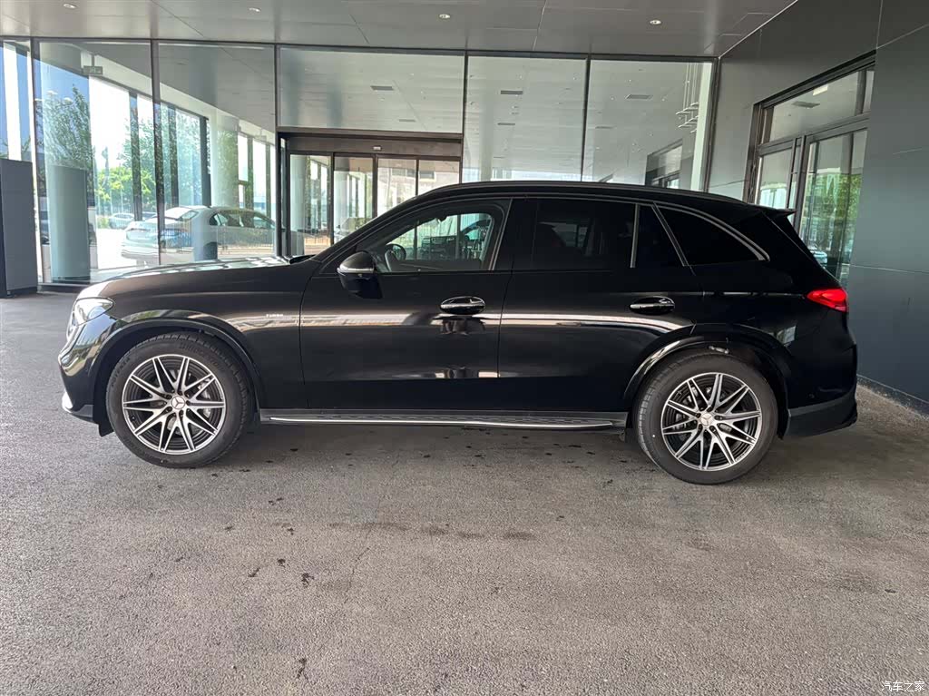 Mercedes-Benz GLC, 2025 4
