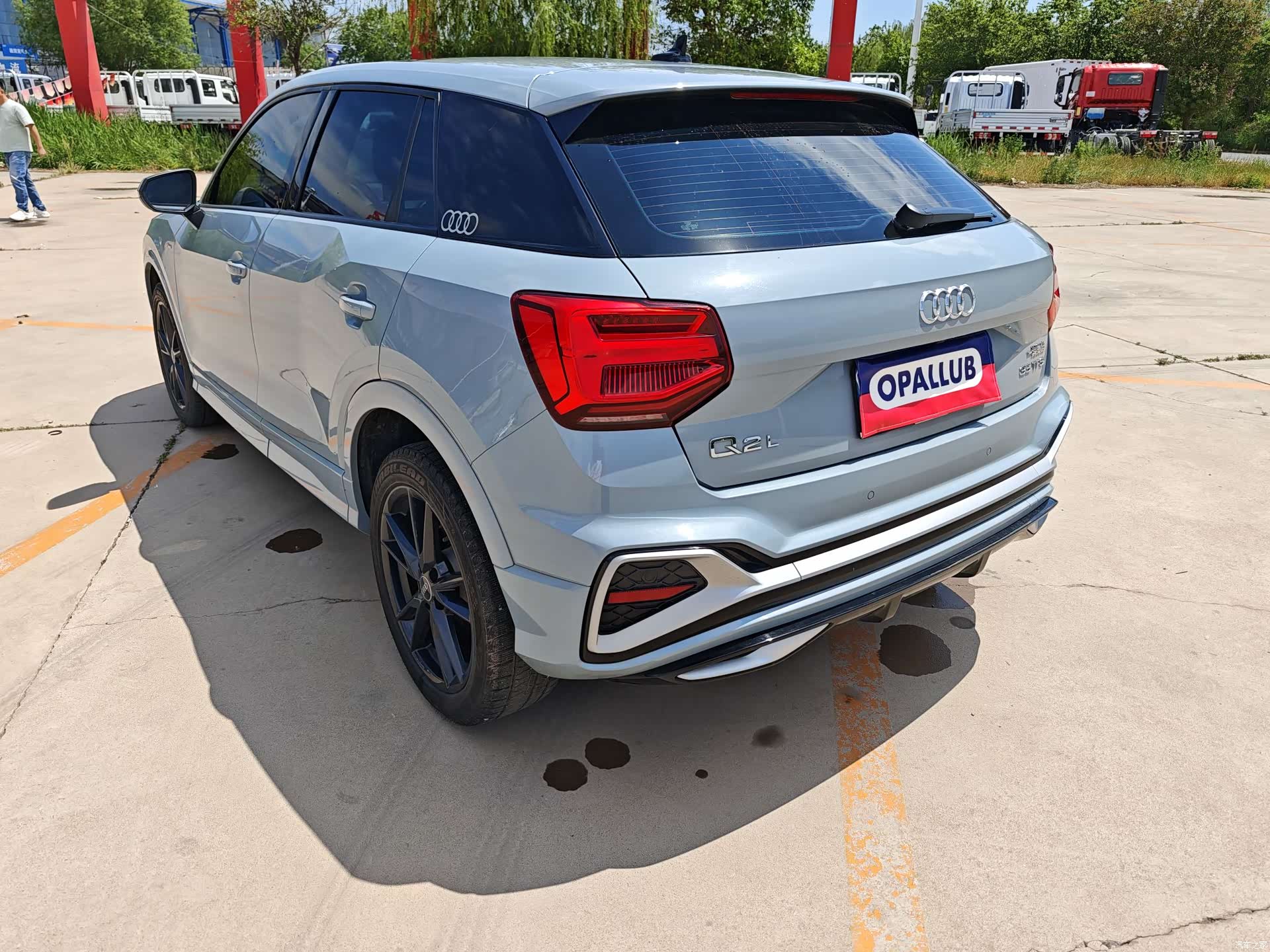 Audi Q2L, 2023 4