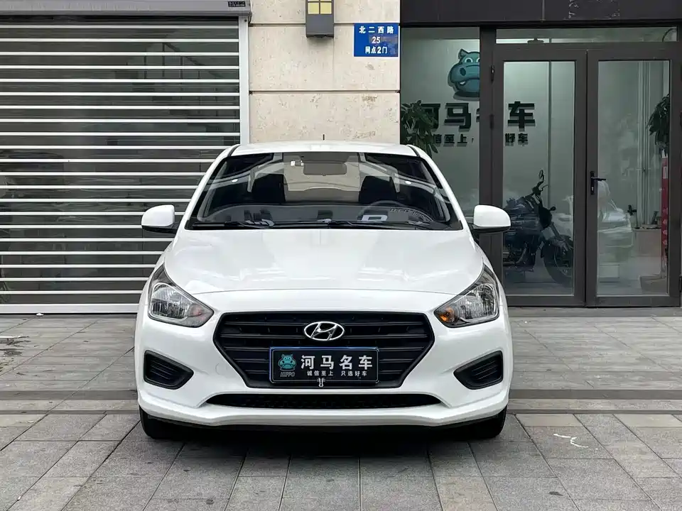 Hyundai Rena