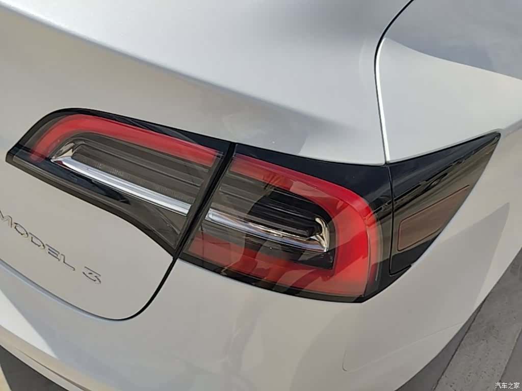 Tesla Model 3, 2022 8