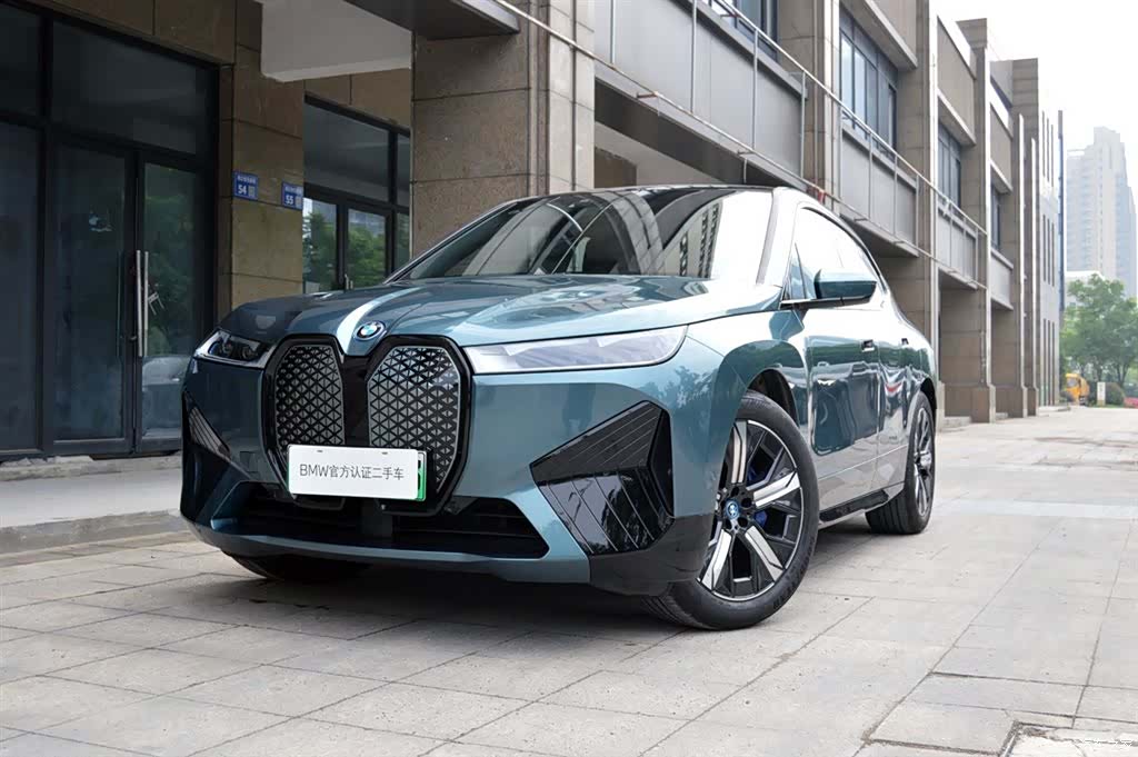 BMW iX, 2024 1