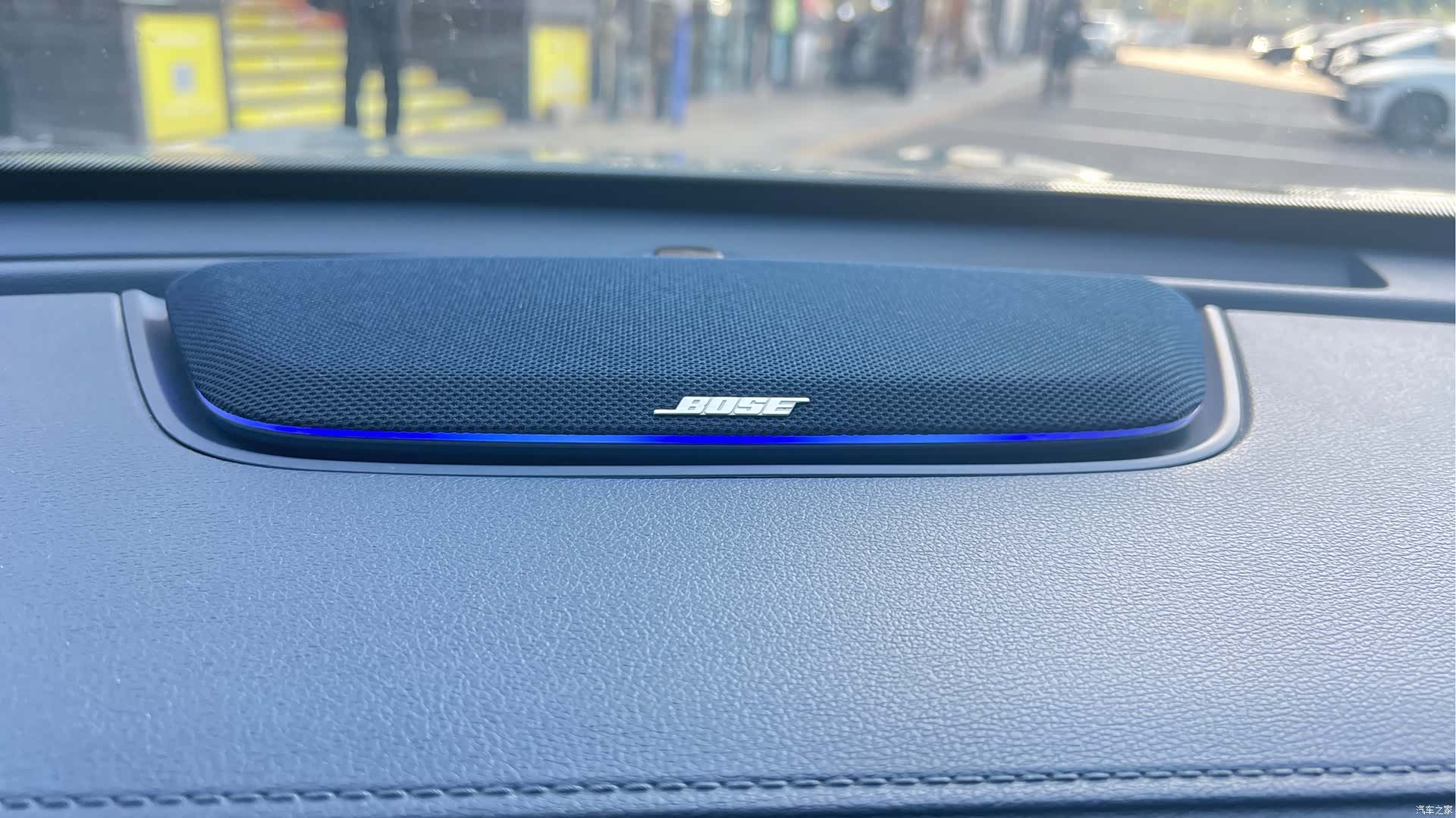 Geely Boyue, 2022 15