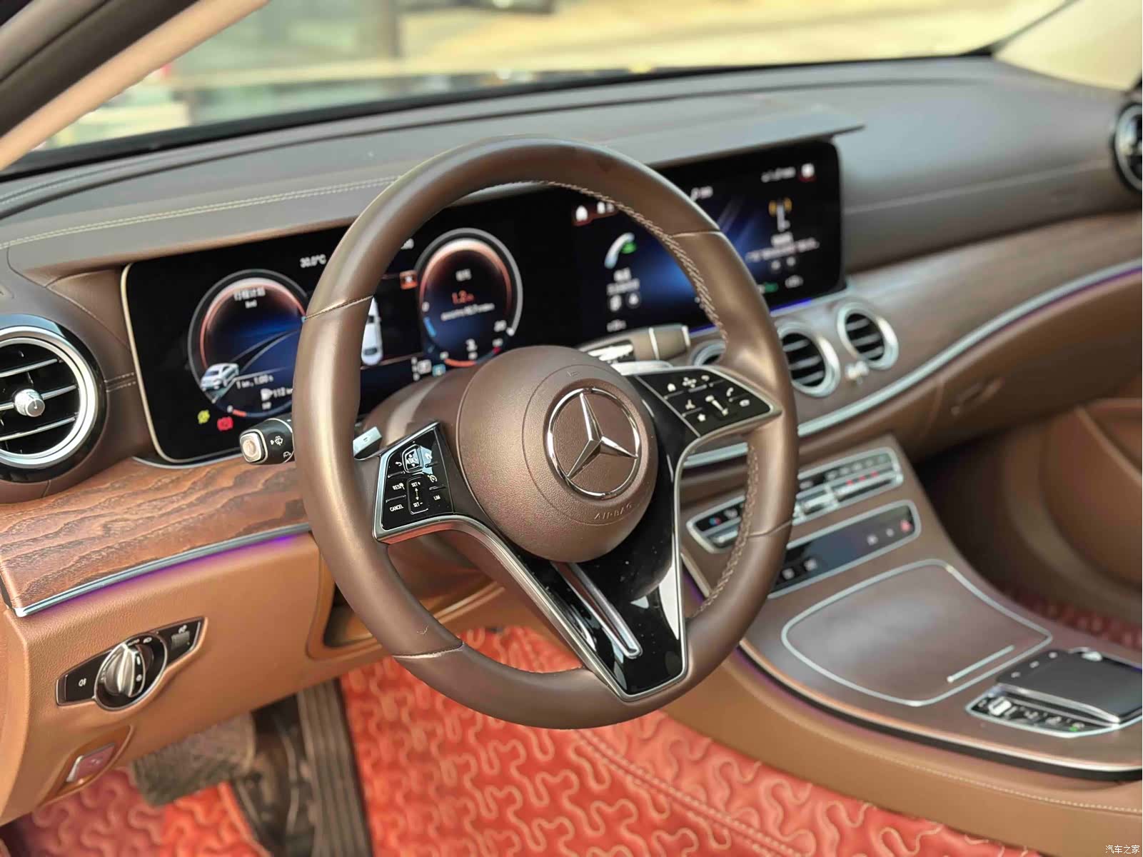 Mercedes-Benz E-Class, 2022 21