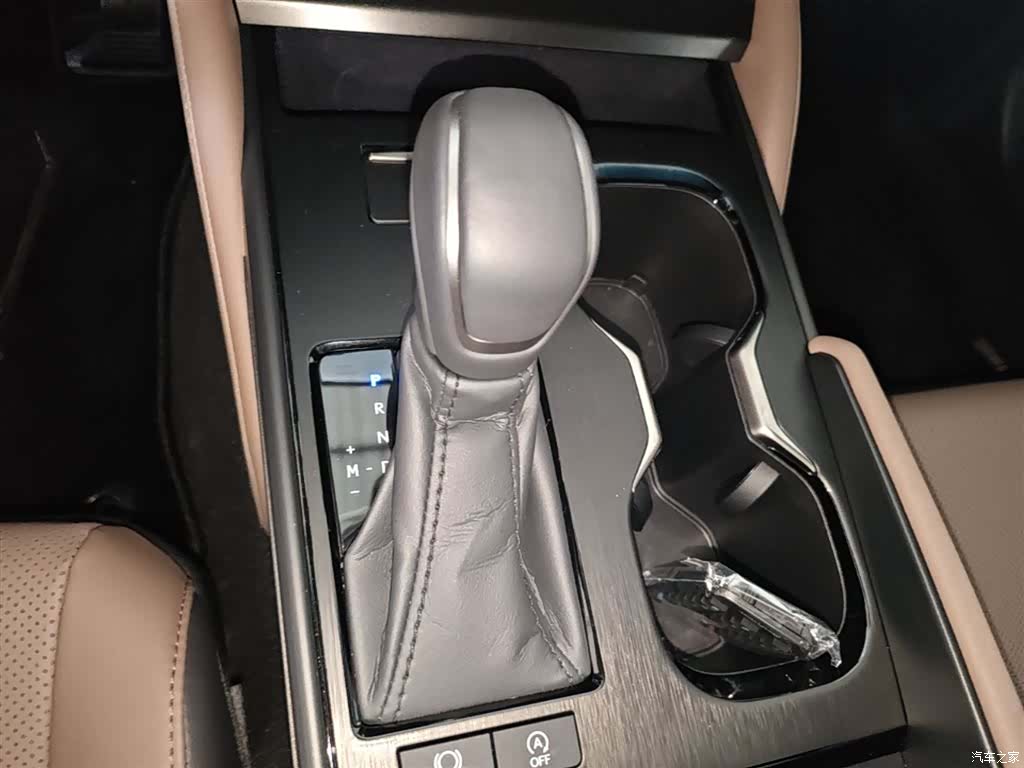 Lexus ES, 2026 14