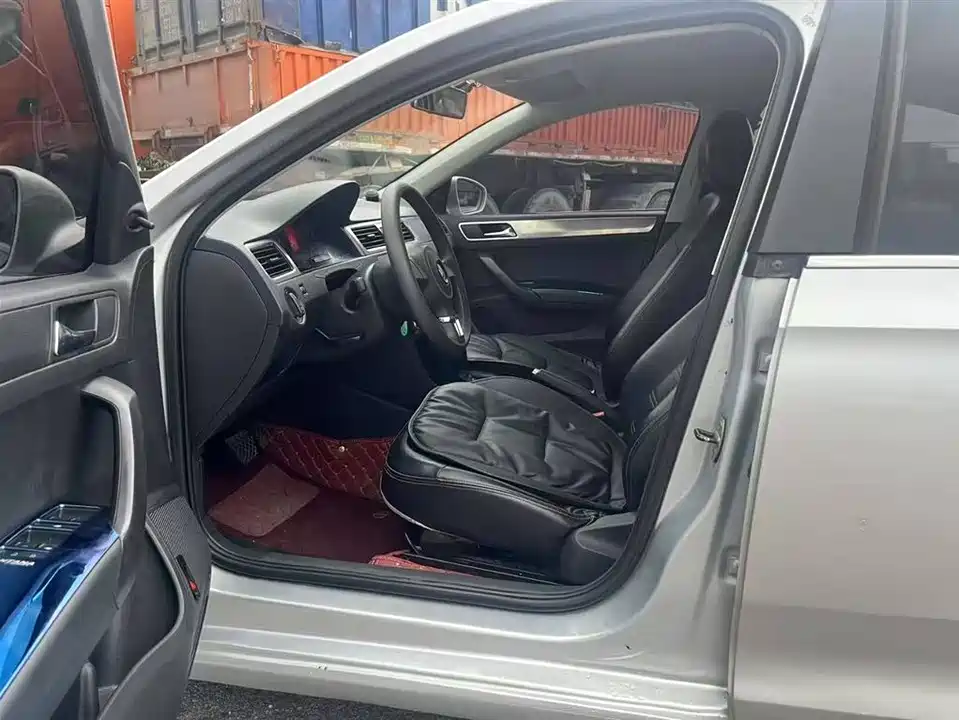 Volkswagen Santana