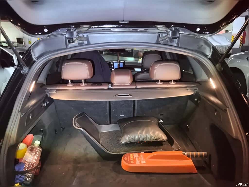 Mercedes-Benz GLC, 2018 20