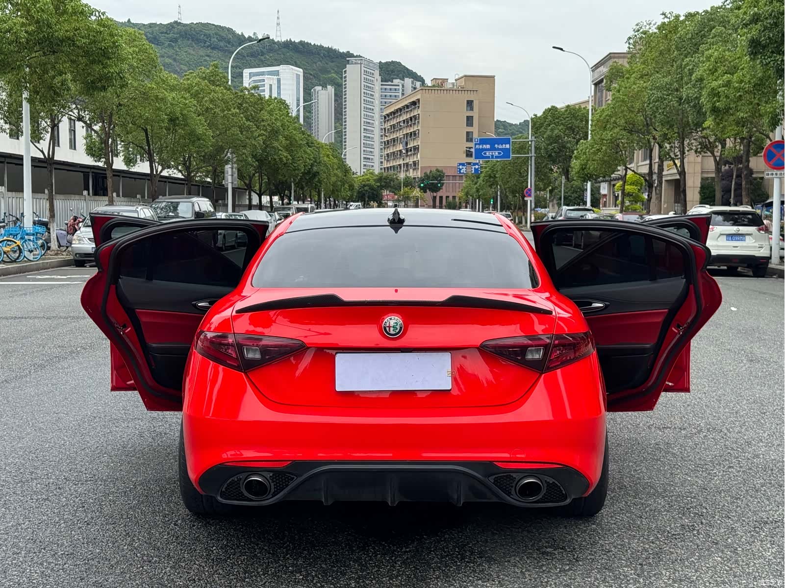 Alfa Romeo Giulia, 2017 19