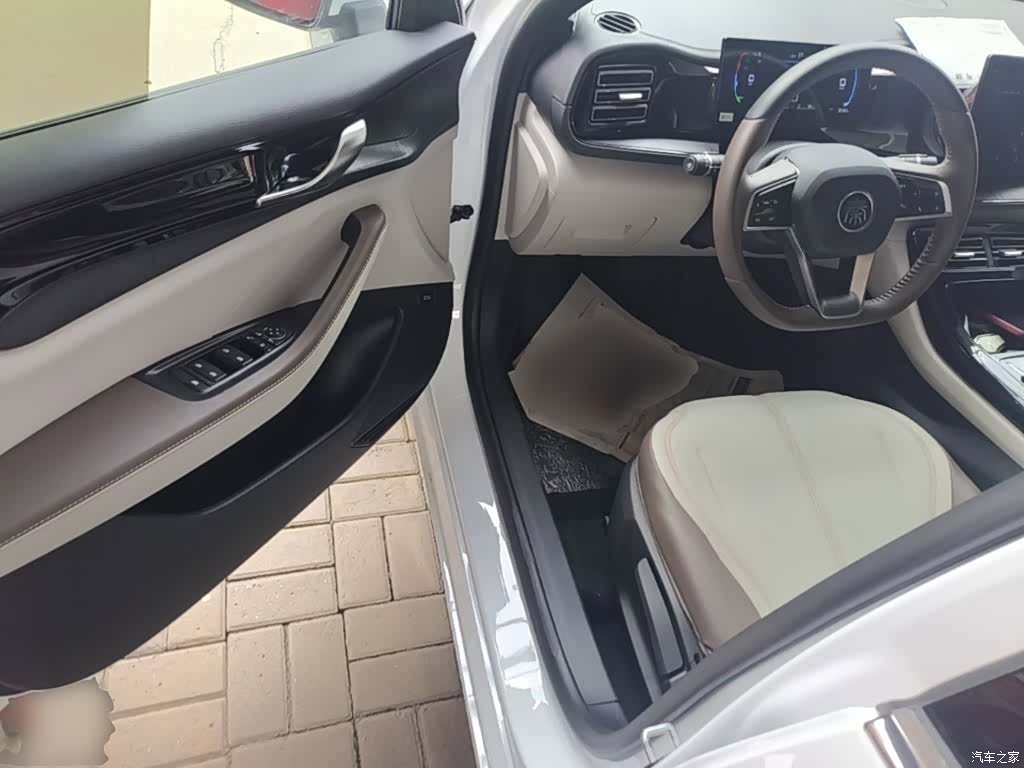 BYD Qin, 2025 16