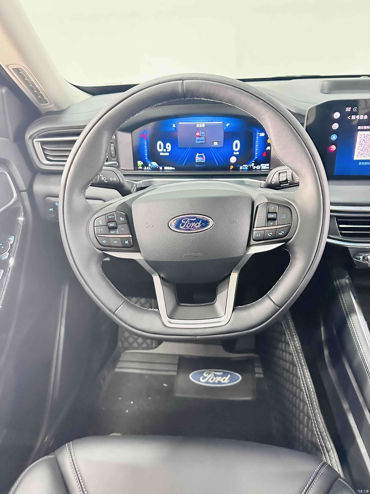 Ford Explorer, 2025 14