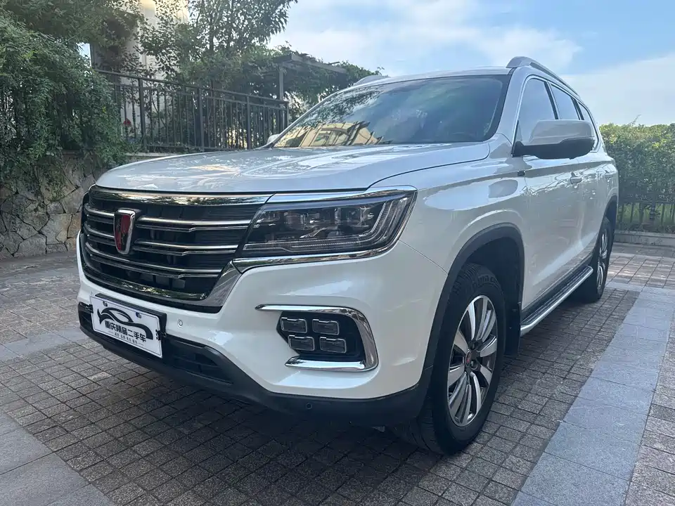 Roewe RX8