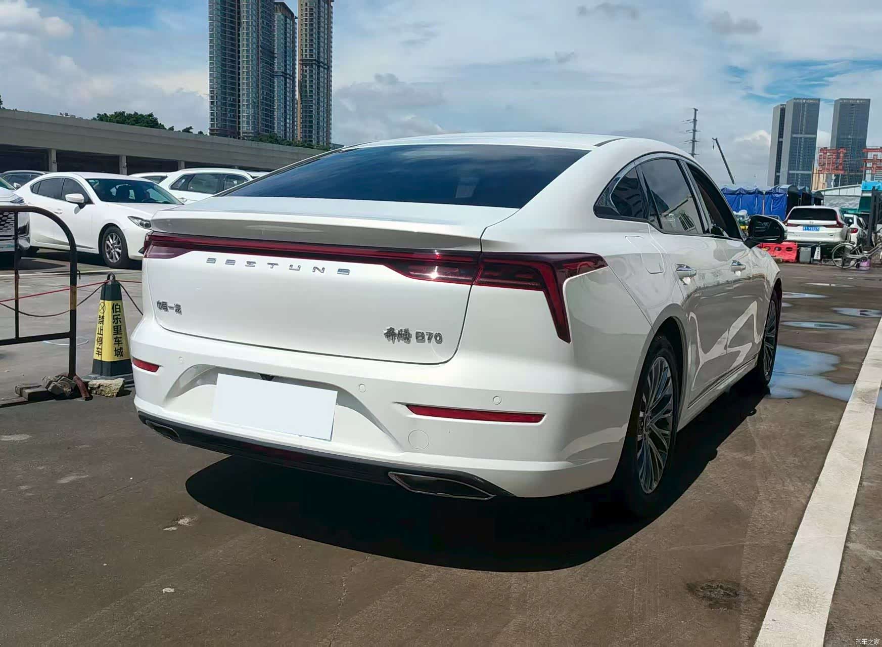 Bestune B70, 2021 10