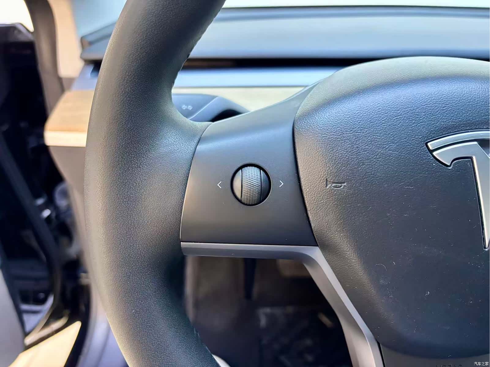 Tesla Model 3, 2020 14