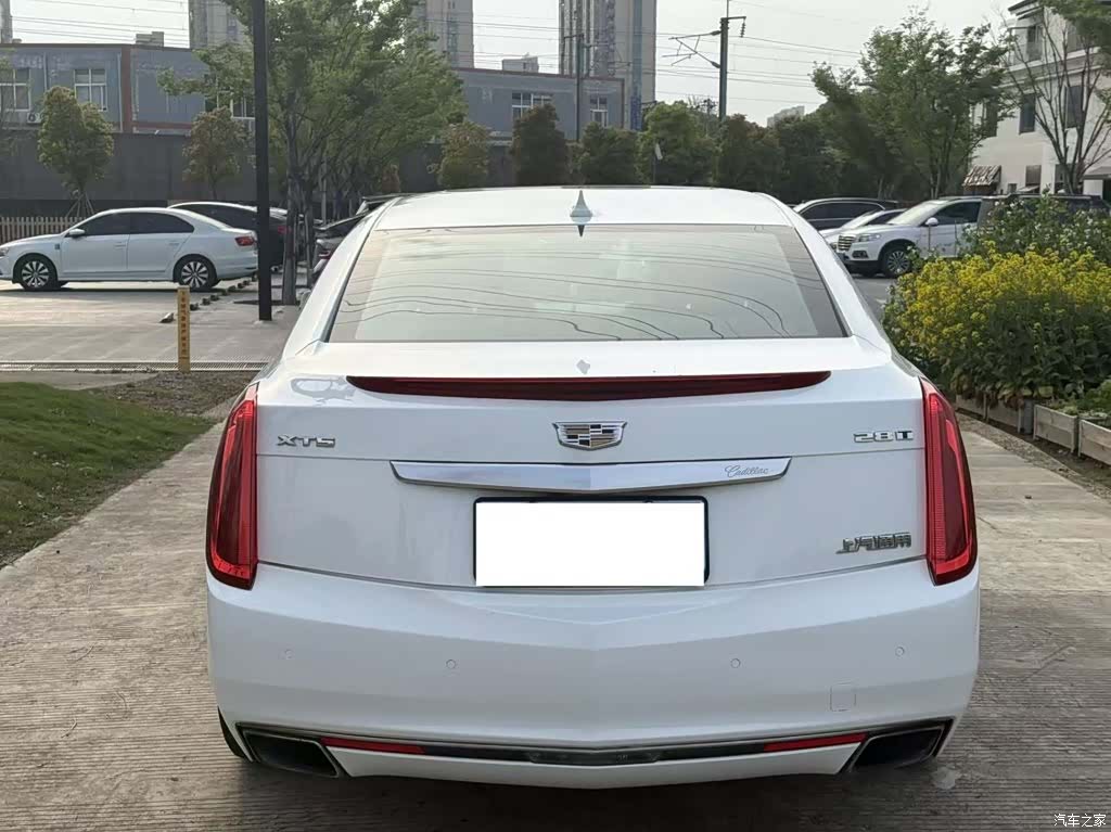Cadillac XTS, 2016 15