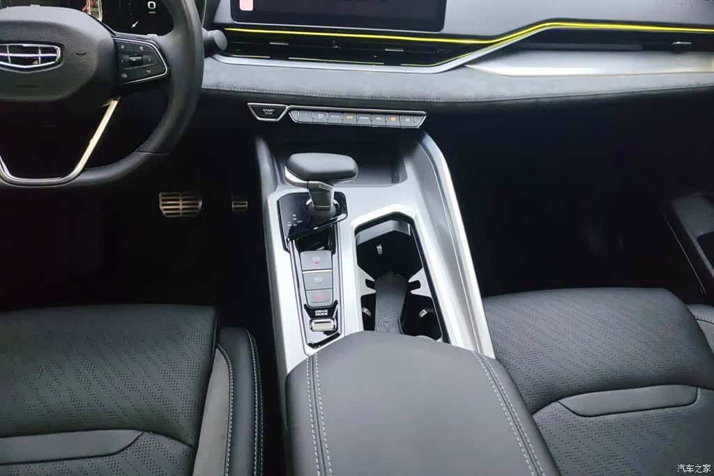 Geely Preface, 2024 16
