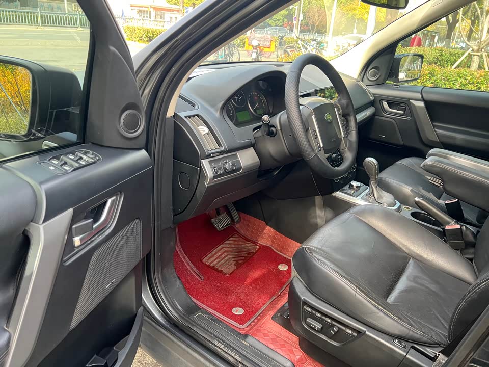 Land Rover Freelander 2