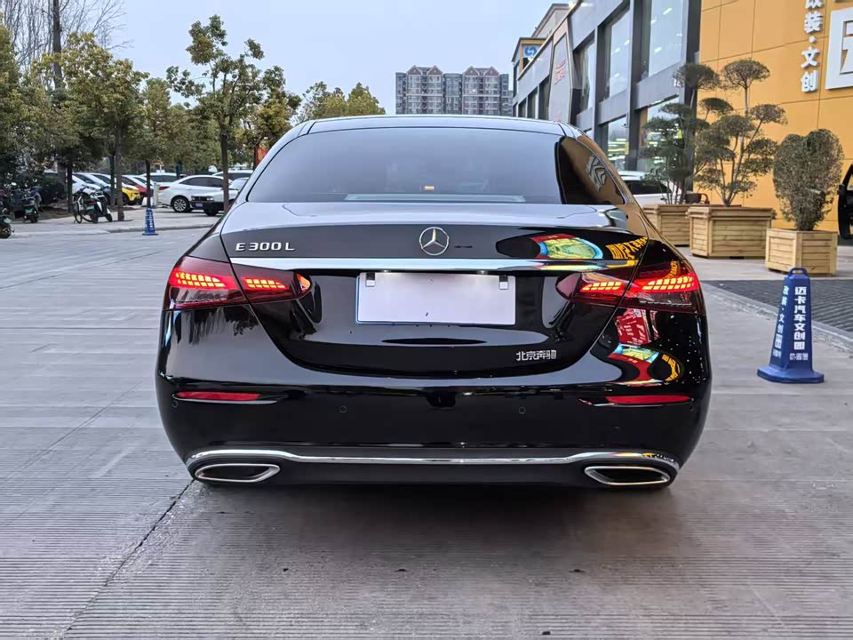 Mercedes-Benz E-class Mercedes-Benz E-class