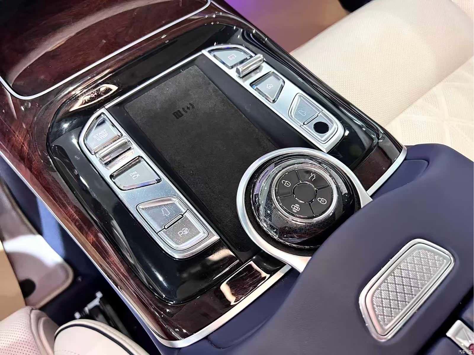 Hongqi Guoya, 2025 25