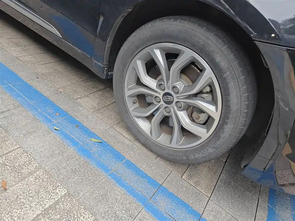 Geely Borui