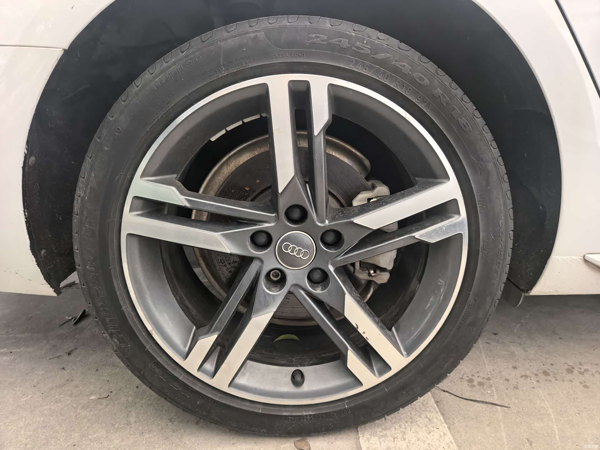 Audi A4L, 2021 11