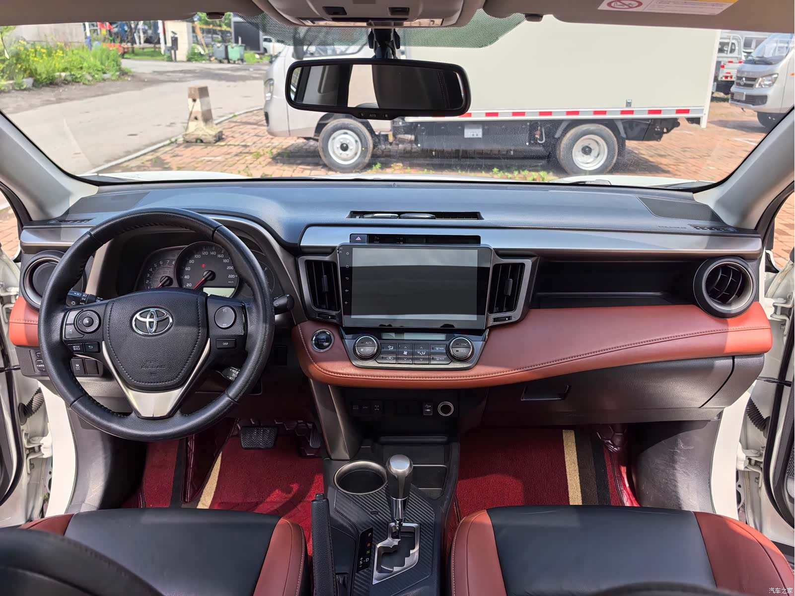 Toyota RAV4, 2014 9