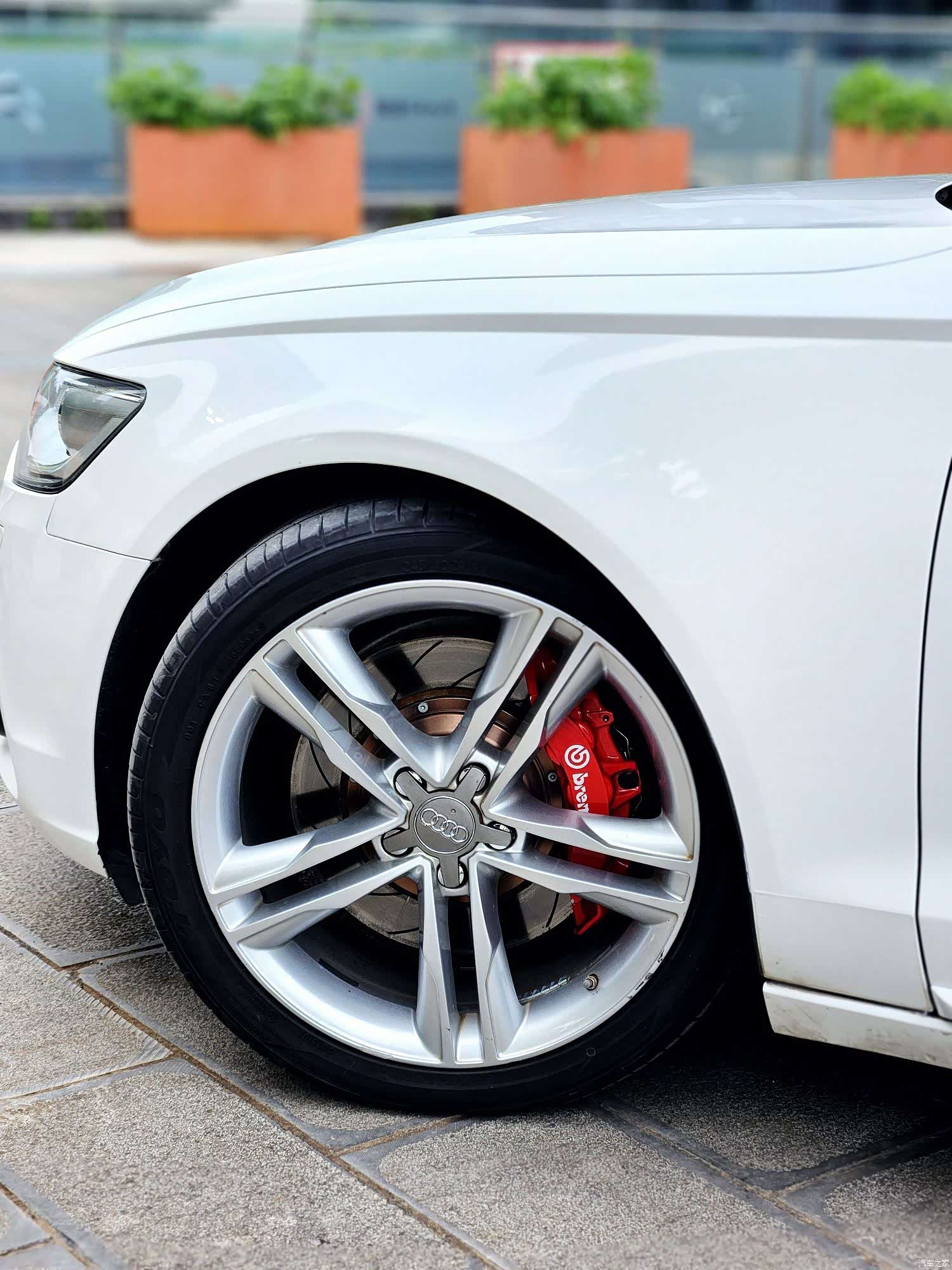 Audi A6L, 2013 16
