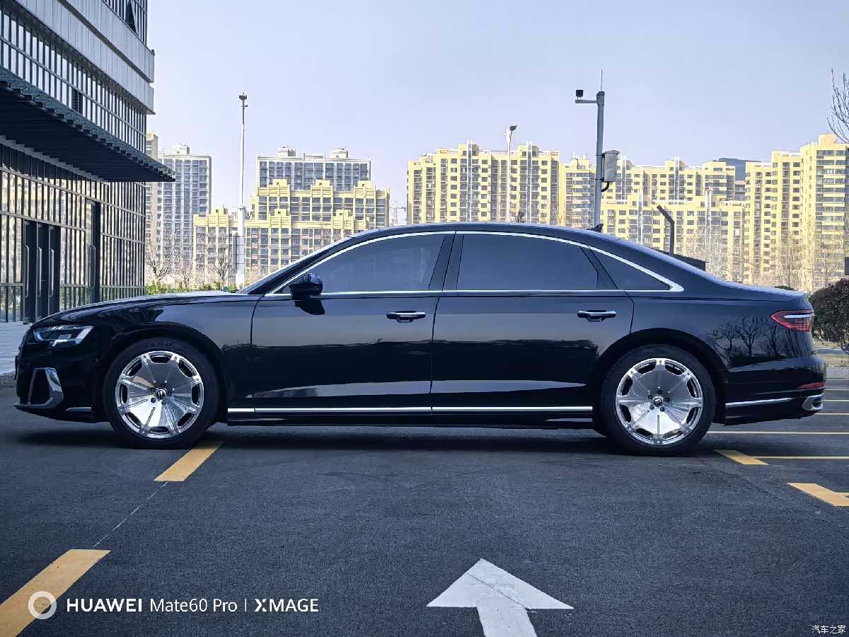 Audi A8L, 2024 4