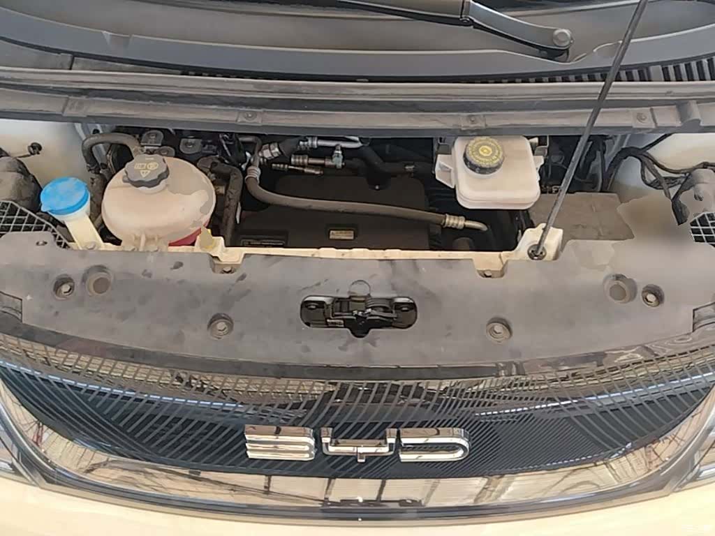 BYD Dolphin, 2022 20