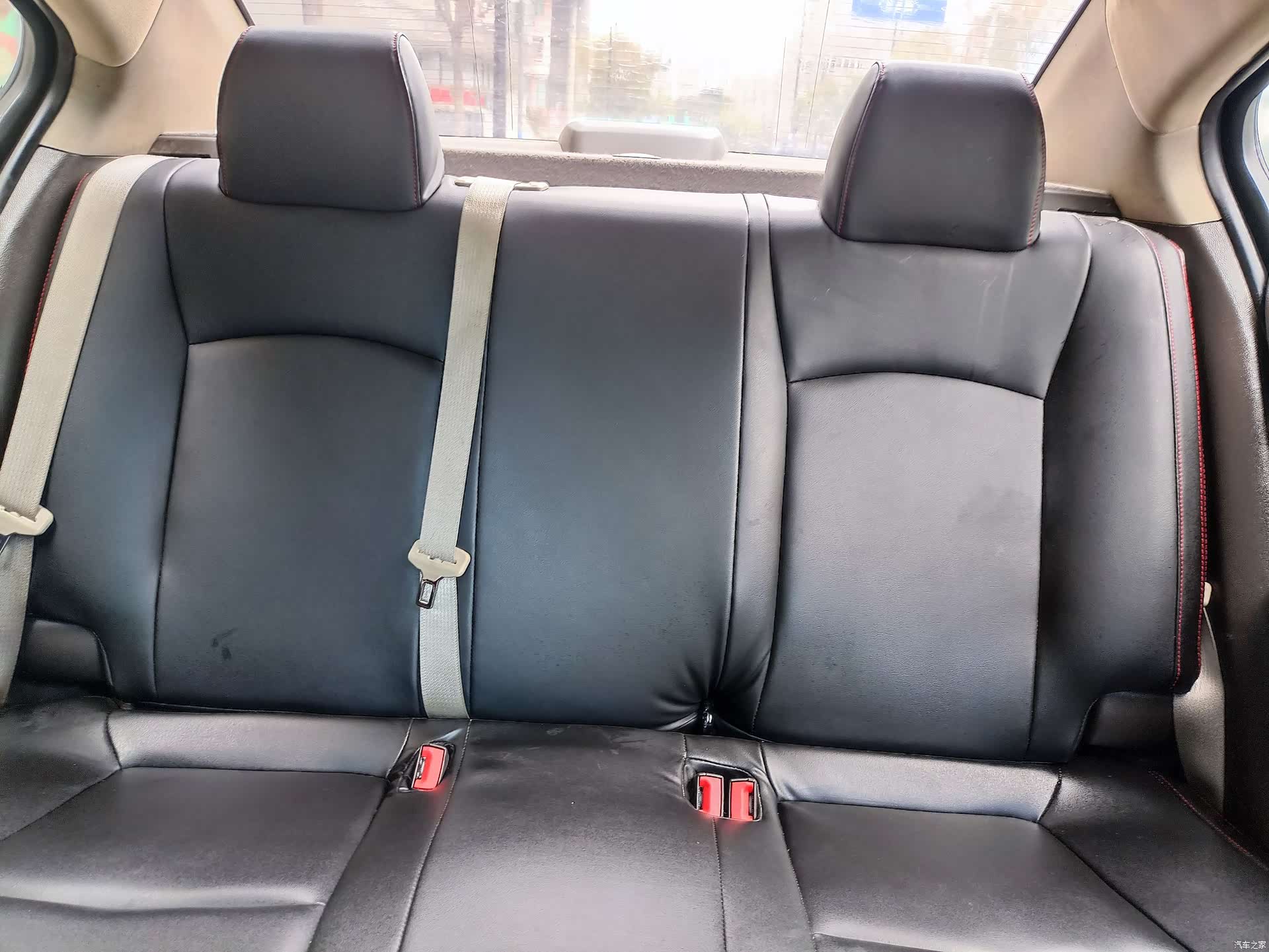 Chevrolet SE, 2016 22
