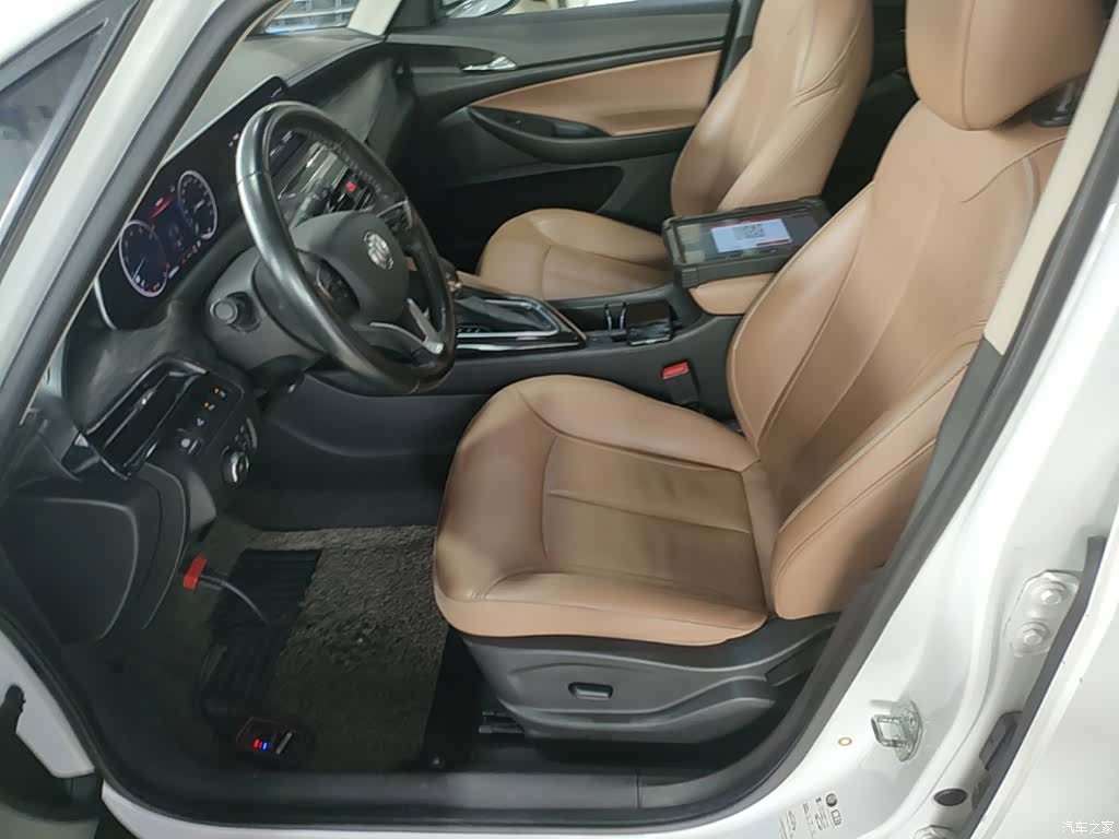 Buick GL6, 2021 15