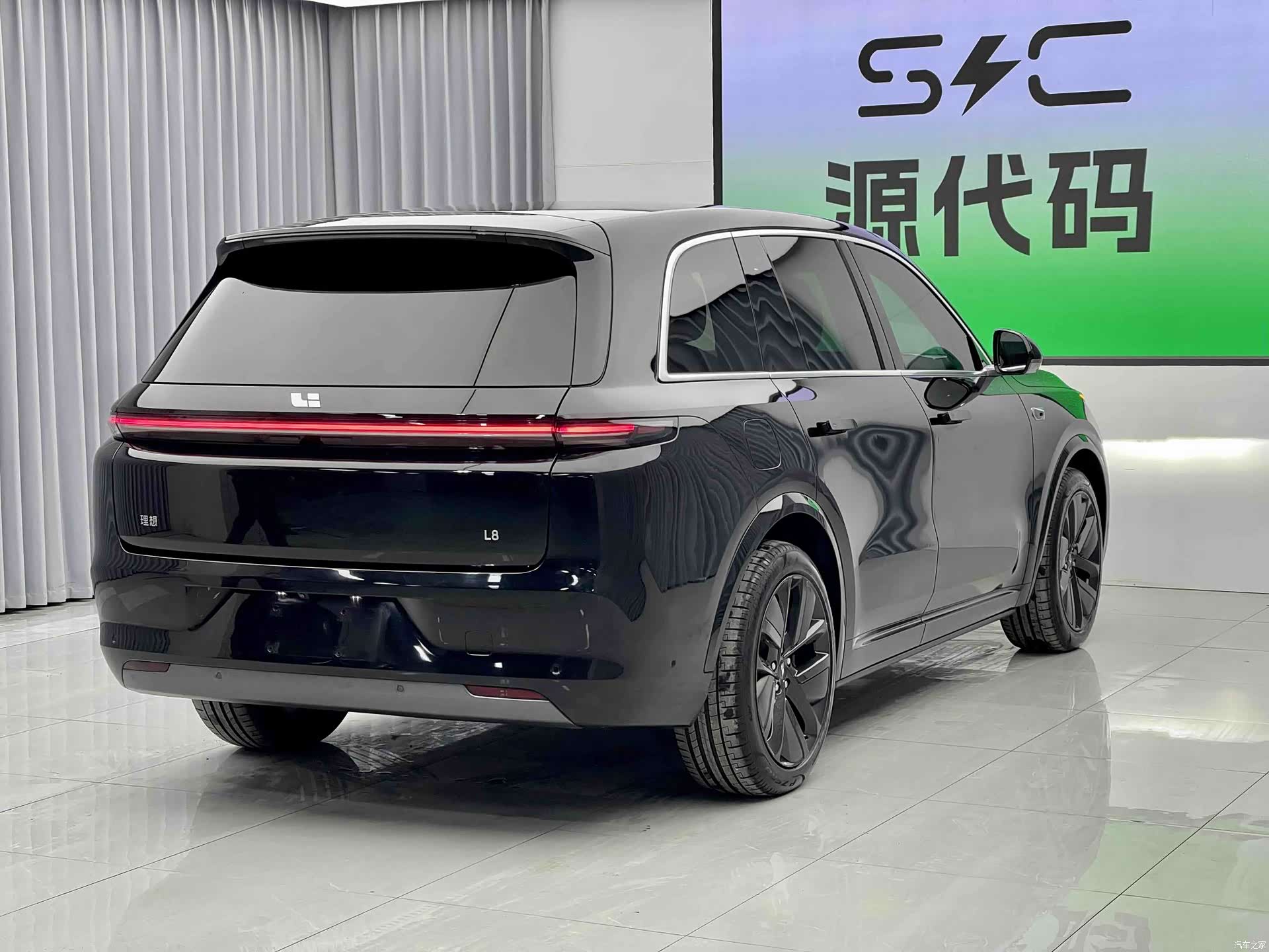 Li Auto L8, 2023 14
