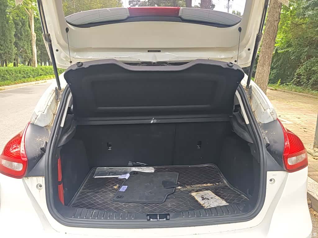 Ford Focus, 2016 19