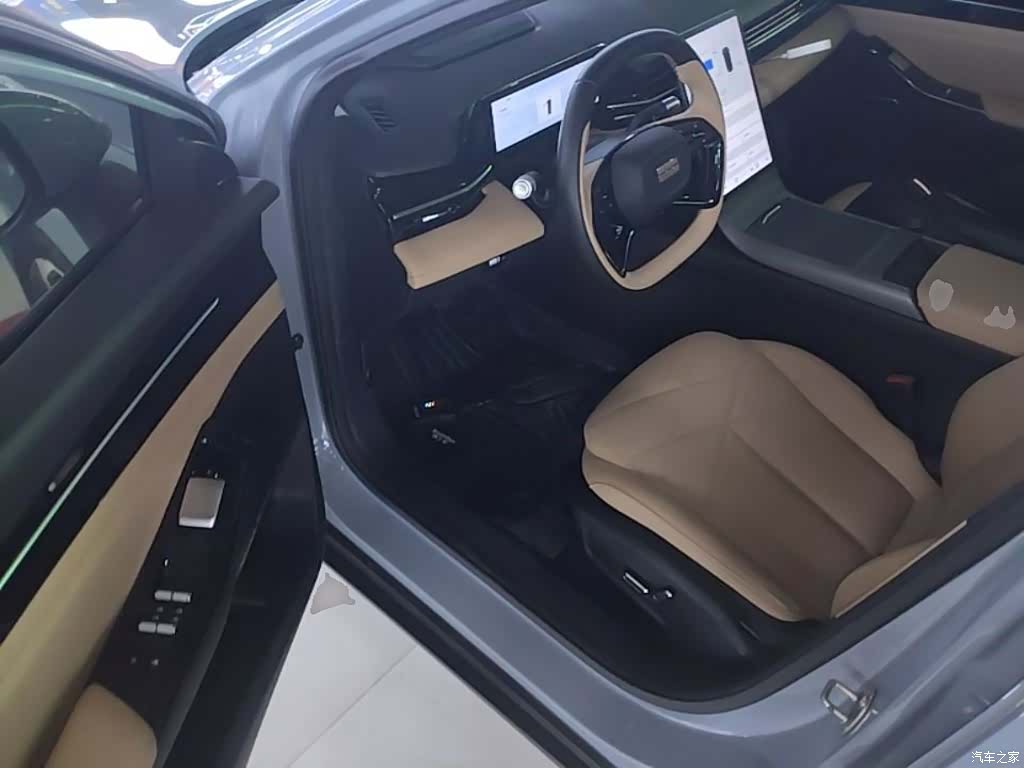 Geely Galaxy L6, 2024 16