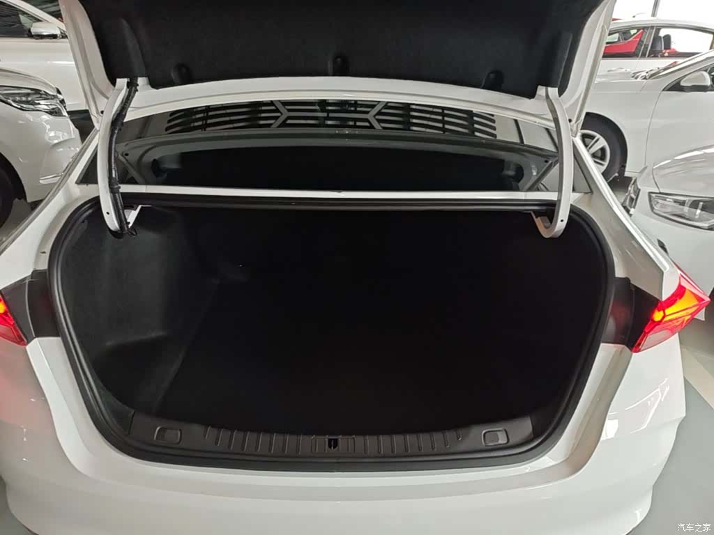 Buick Verano, 2024 19