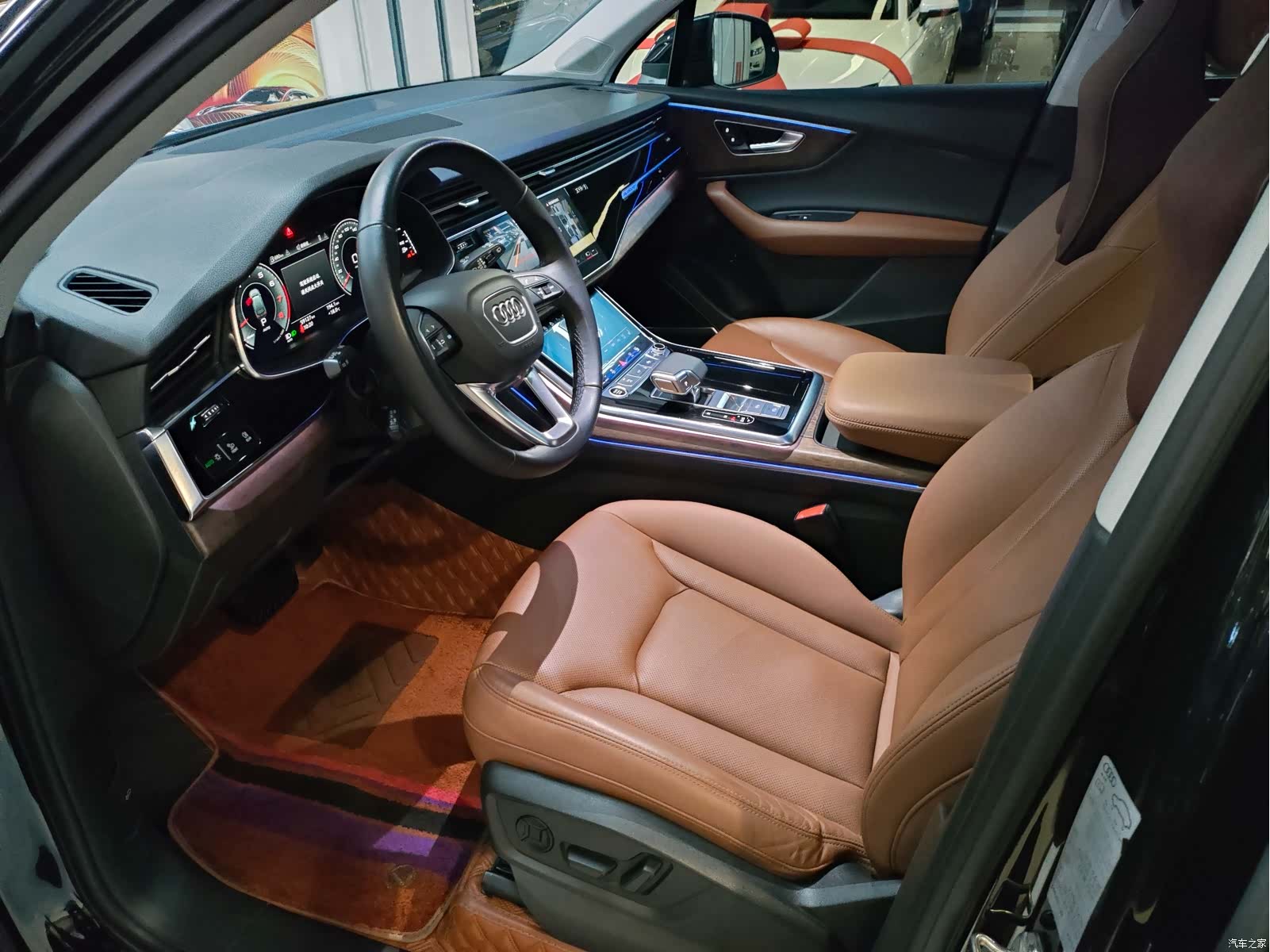 Audi Q7, 2022 10