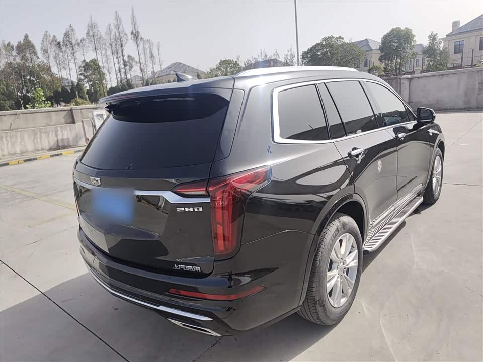 Cadillac XT6