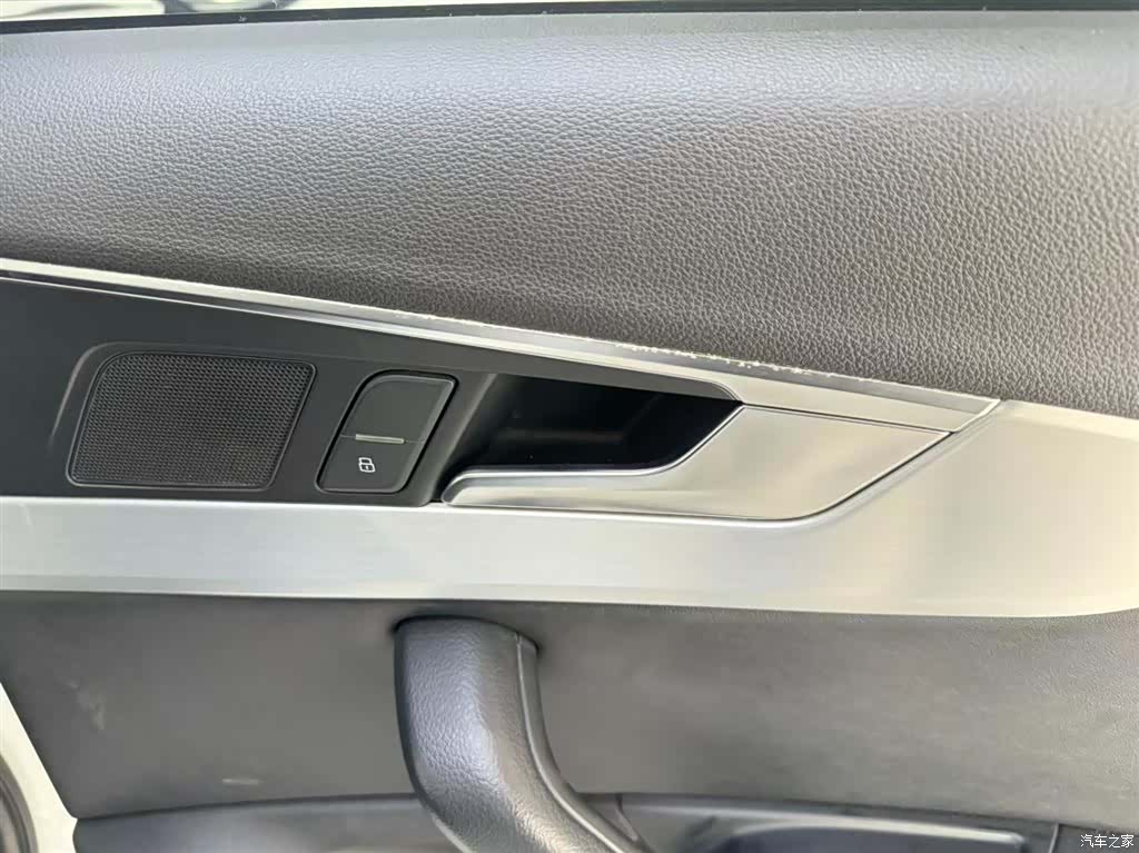 Audi A4L, 2018 16