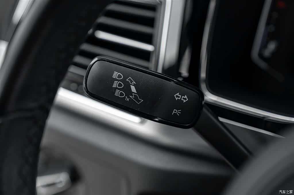Volkswagen Teramont X, 2020 11