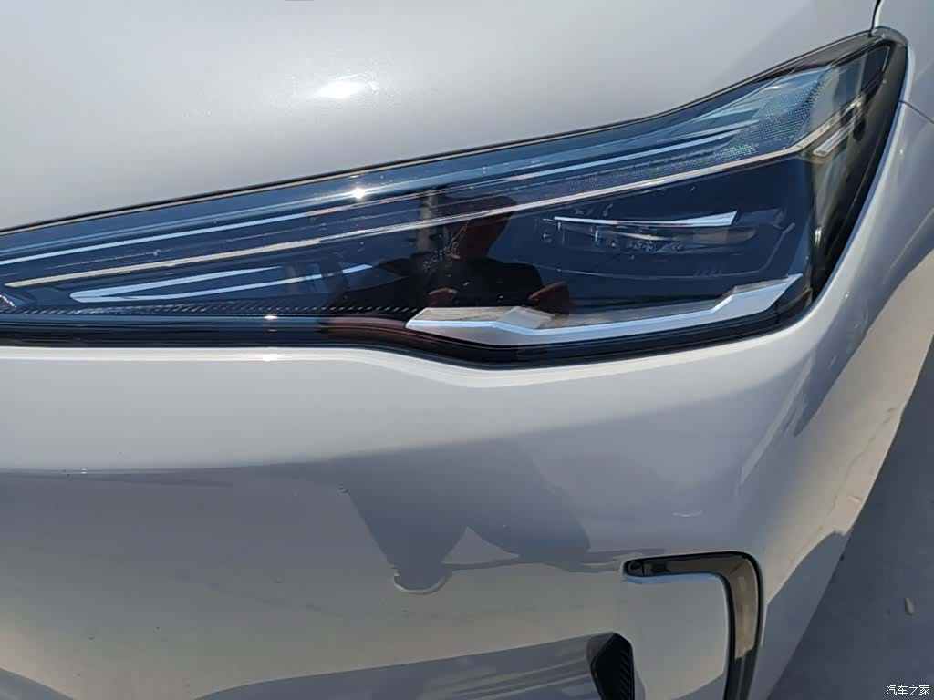 Geely Galaxy E5, 2026 18
