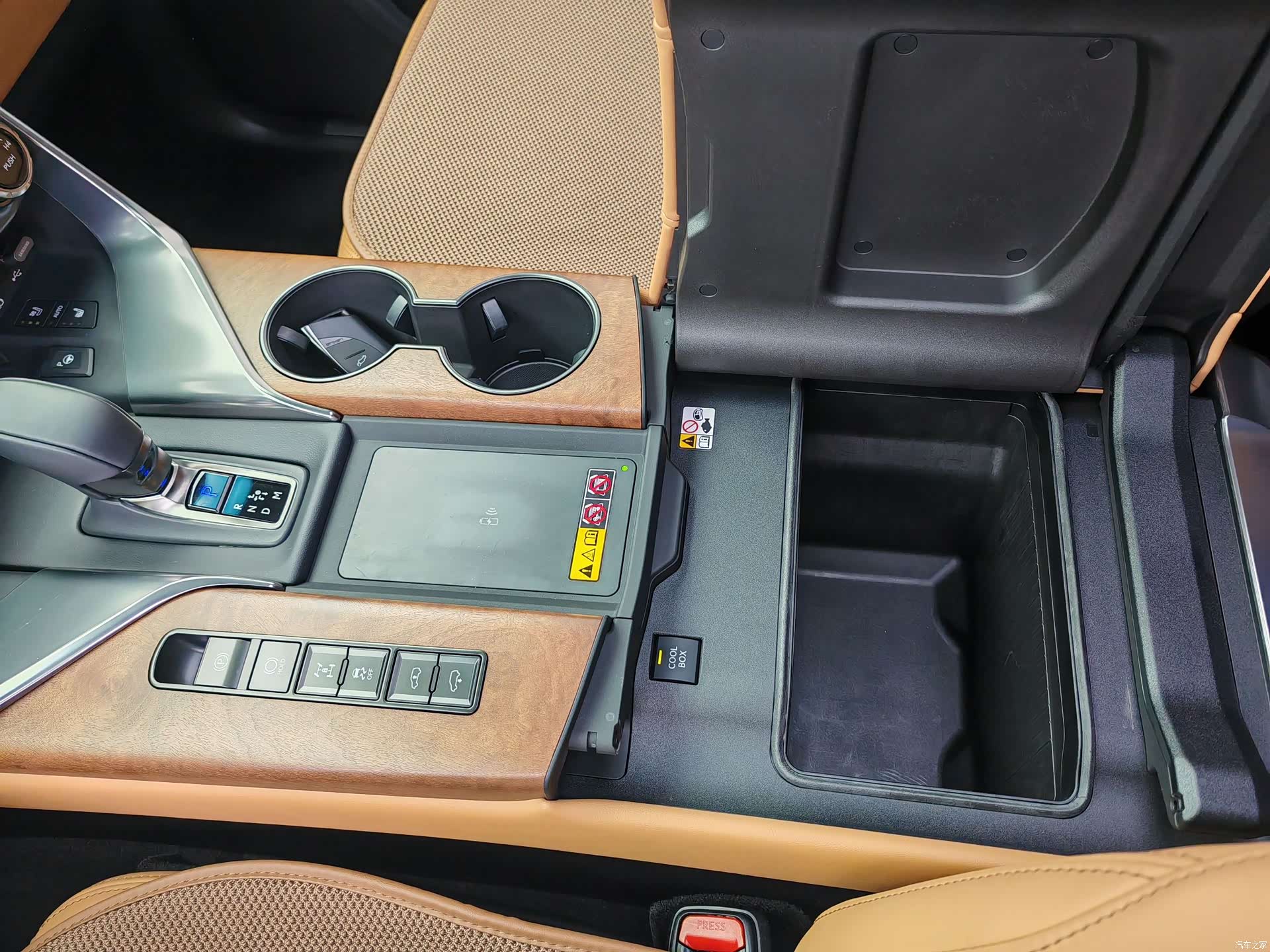 Lexus LX, 2025 17