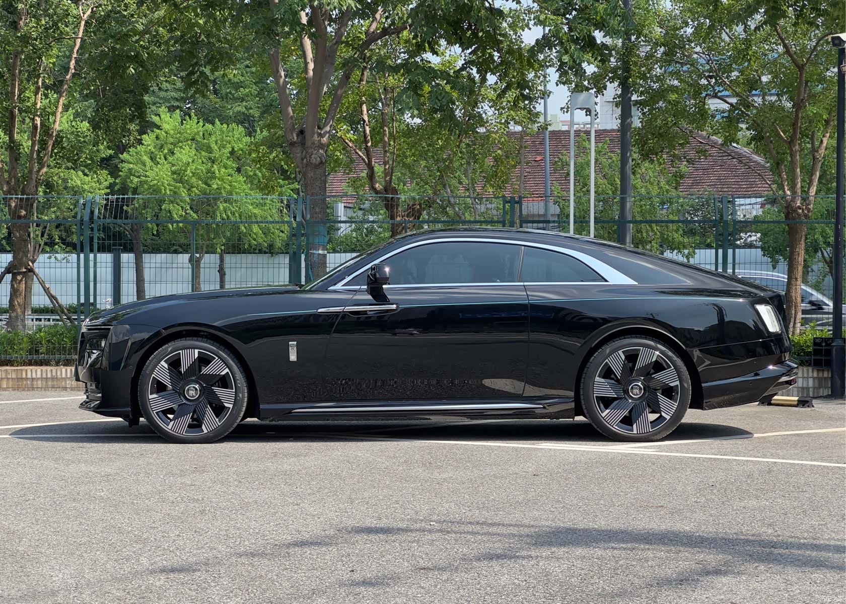 Rolls-Royce Spectre, 2024 7