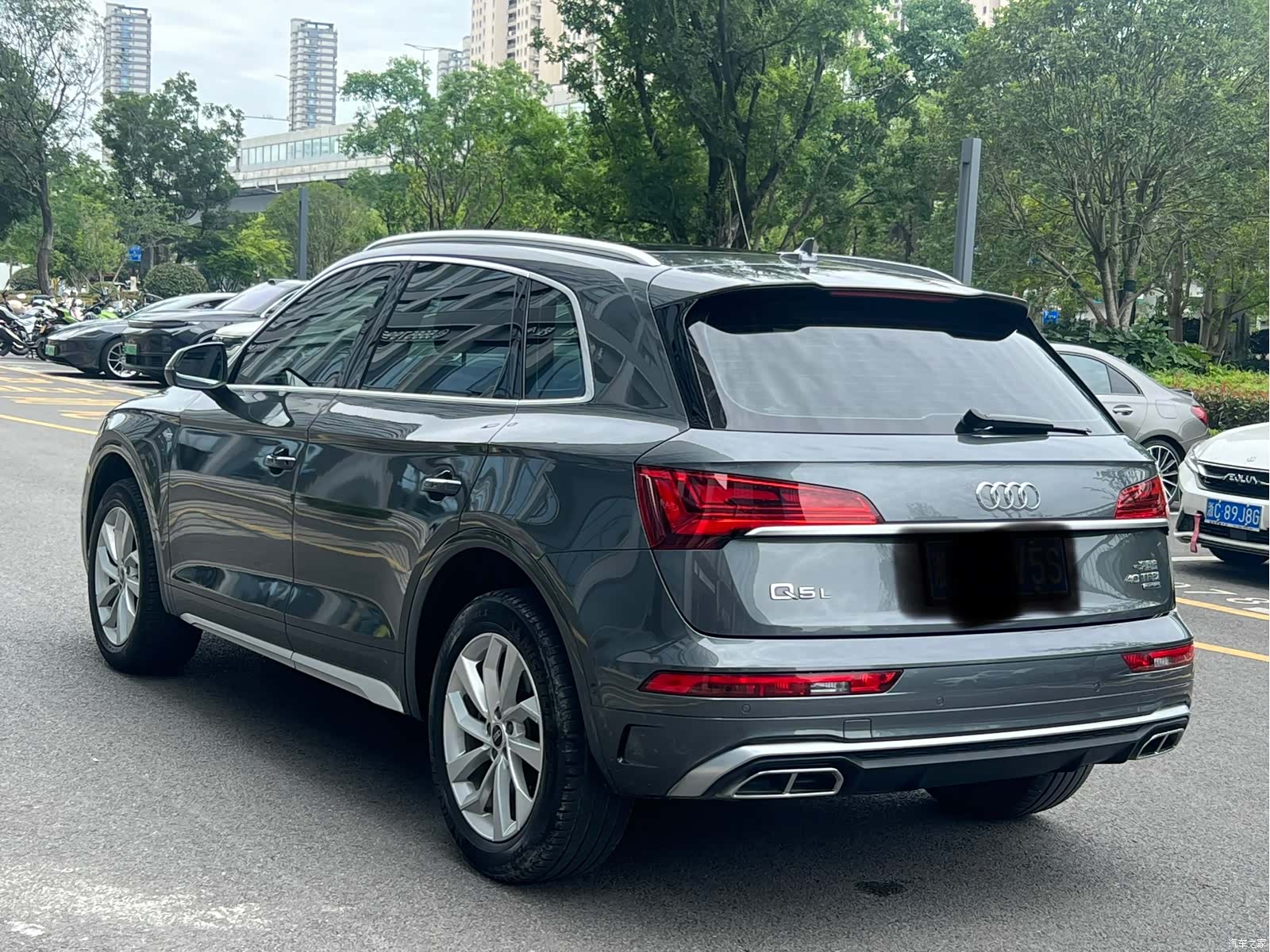 Audi Q5L, 2022 4