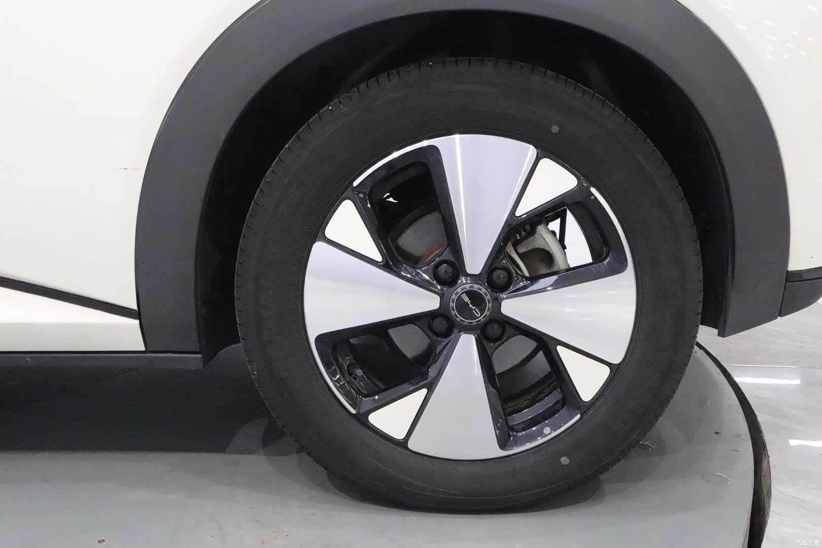 BYD Dolphin, 2023 20